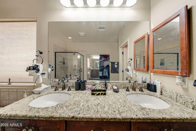 7612 N 81st Lane, Glendale, AZ 85303
