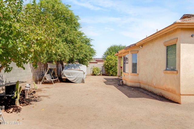 7612 N 81st Lane, Glendale, AZ 85303