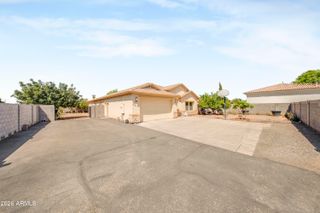 7612 N 81st Lane, Glendale, AZ 85303