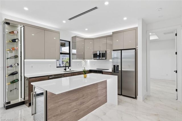 2223 NW 11th CT, Cape Coral, FL 33993