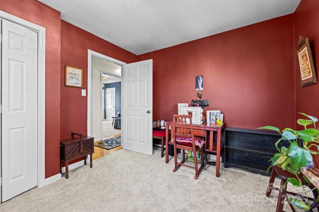 9 Meadow Wood Trail, Fletcher, NC 28732