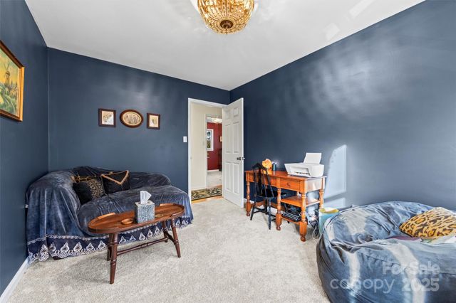 9 Meadow Wood Trail, Fletcher, NC 28732