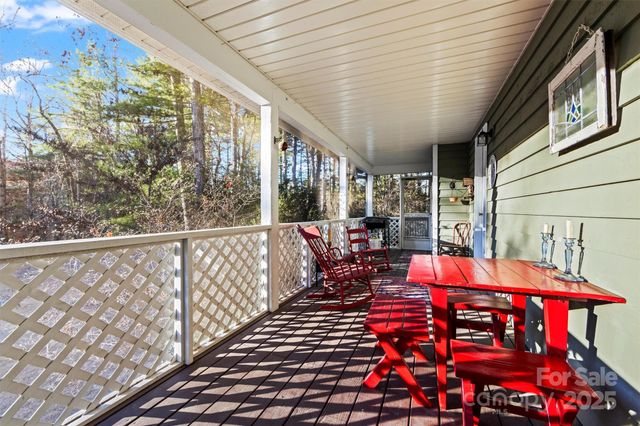 9 Meadow Wood Trail, Fletcher, NC 28732