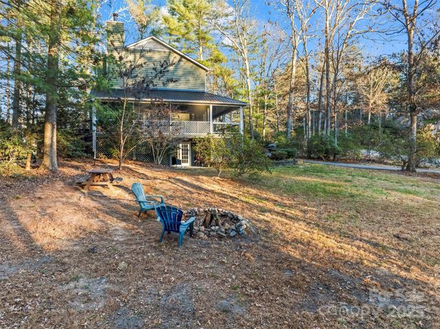 9 Meadow Wood Trail, Fletcher, NC 28732