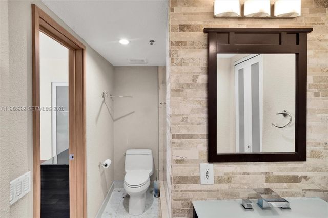 2829 Indian Creek Dr 1102, Miami Beach, FL 33140