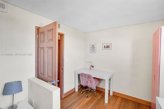 2829 Indian Creek Dr 1102, Miami Beach, FL 33140