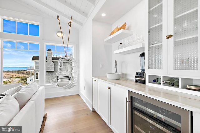 917 S ATLANTIC AVE, Beach Haven, NJ 08008