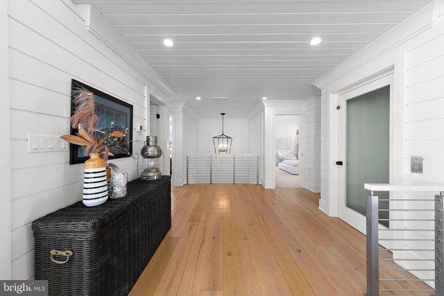 917 S ATLANTIC AVE, Beach Haven, NJ 08008