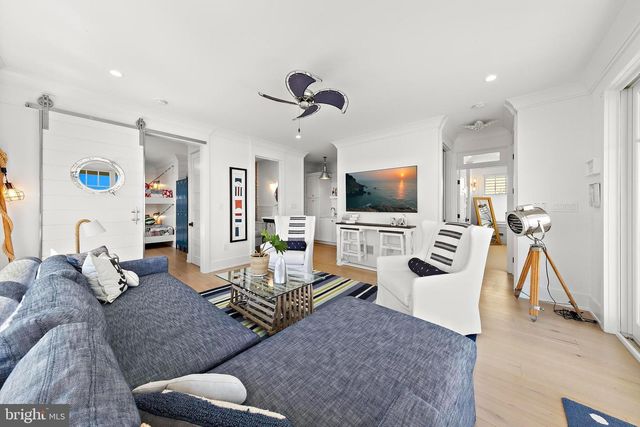 917 S ATLANTIC AVE, Beach Haven, NJ 08008