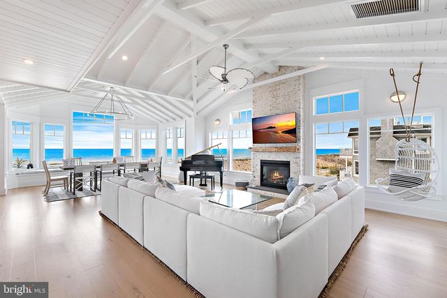 917 S ATLANTIC AVE, Beach Haven, NJ 08008