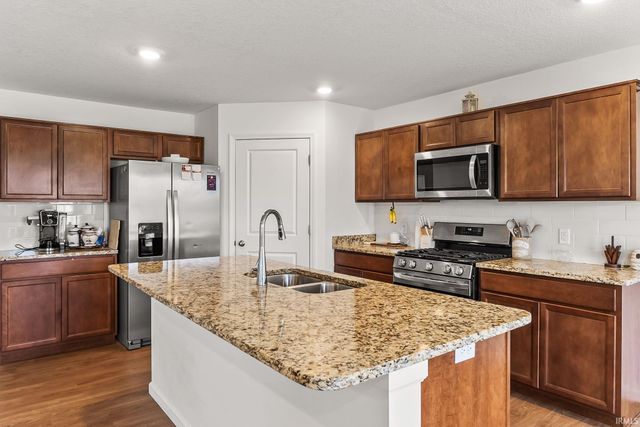 715 Aviation Drive, Ossian, IN 46777