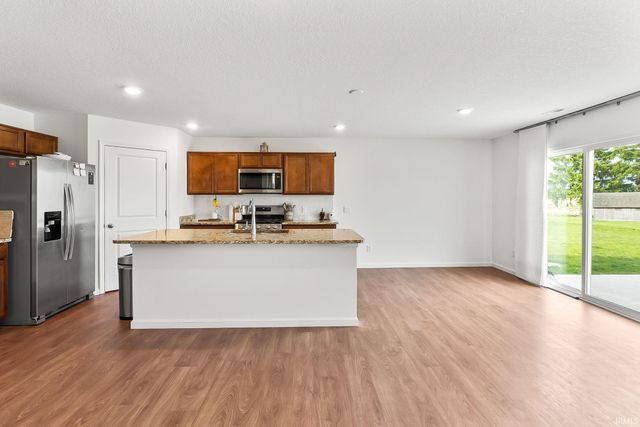 715 Aviation Drive, Ossian, IN 46777