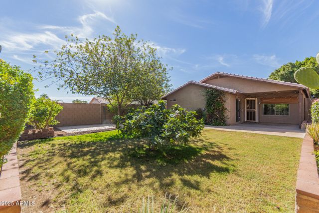 19011 N 12TH Drive, Phoenix, AZ 85027