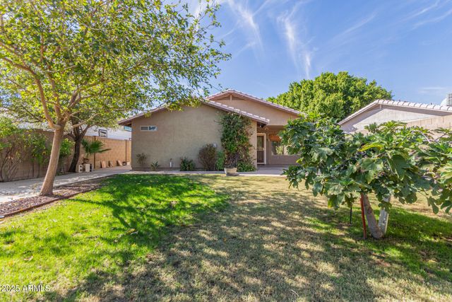 19011 N 12TH Drive, Phoenix, AZ 85027