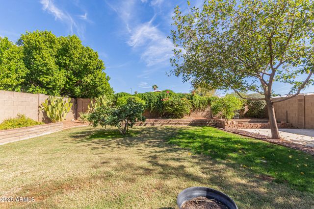 19011 N 12TH Drive, Phoenix, AZ 85027