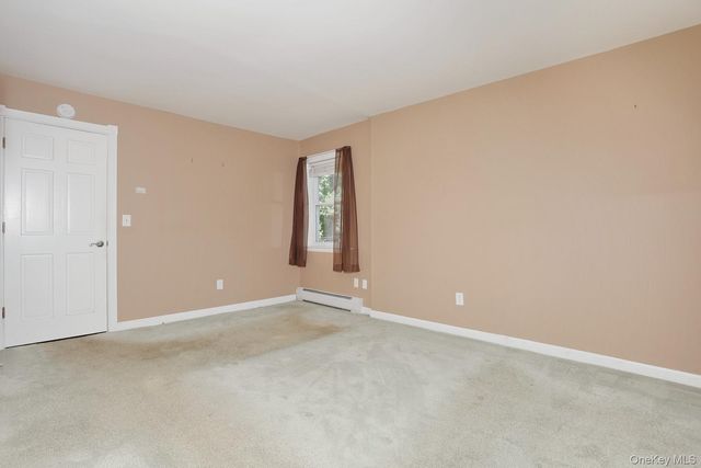 231 N Middletown Road H, Pearl River, NY 10965