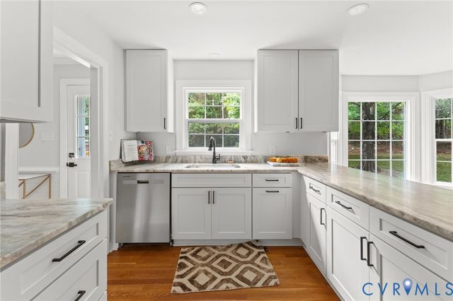 2703 Meeting Gate Ct, Midlothian, VA 23112