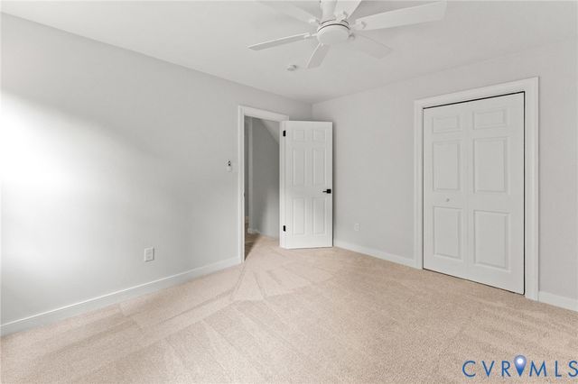 2703 Meeting Gate Ct, Midlothian, VA 23112