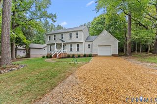 2703 Meeting Gate Ct, Midlothian, VA 23112