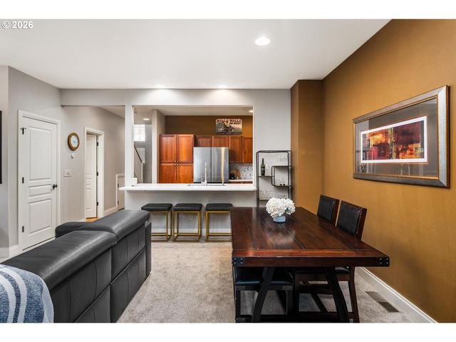 12210 Sw MEADER Way, Beaverton, OR 97008