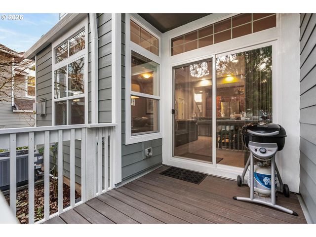 12210 Sw MEADER Way, Beaverton, OR 97008