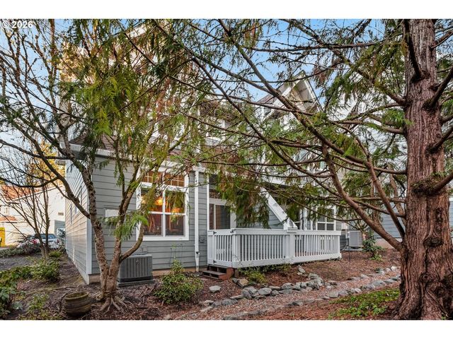 12210 Sw MEADER Way, Beaverton, OR 97008