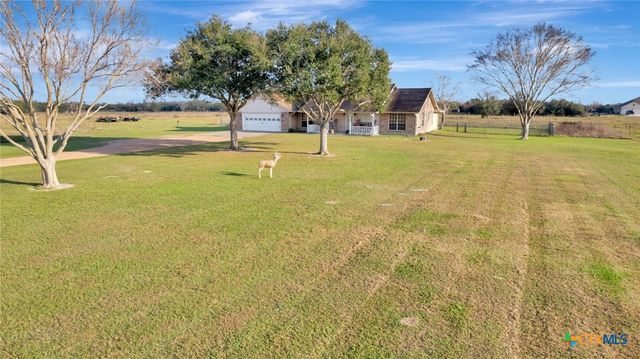 399 Keefe Road, Victoria, TX 77905