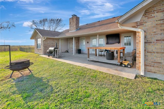 399 Keefe Road, Victoria, TX 77905