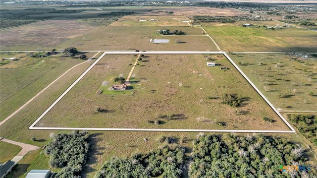 399 Keefe Road, Victoria, TX 77905