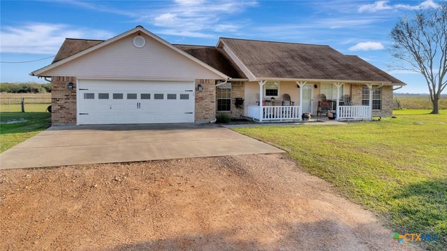 399 Keefe Road, Victoria, TX 77905