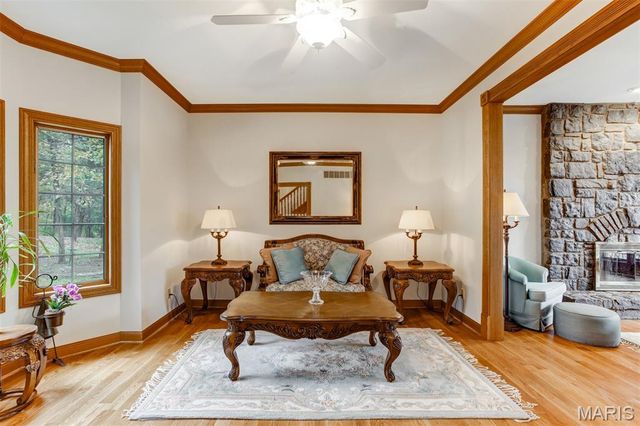 1075 Eureka Road, Eureka, MO 63025