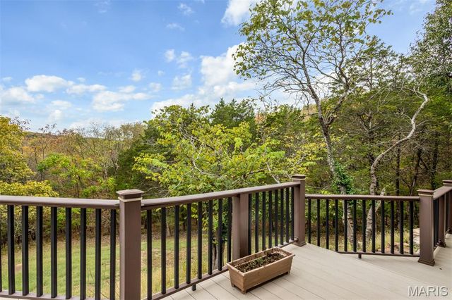 1075 Eureka Road, Eureka, MO 63025