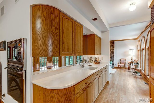 1075 Eureka Road, Eureka, MO 63025