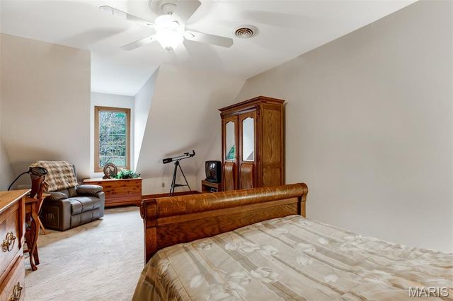 1075 Eureka Road, Eureka, MO 63025