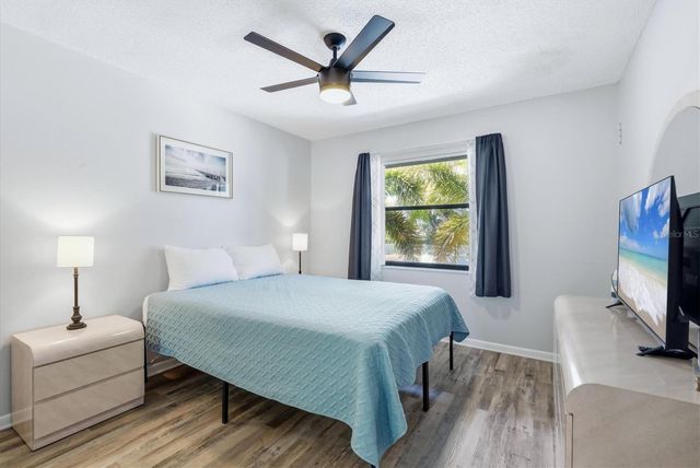 4430 47TH AVENUE W 202, Bradenton, FL 34210