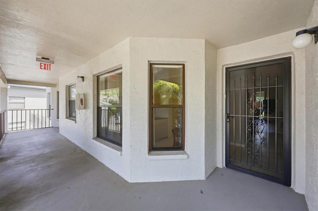 4430 47TH AVENUE W 202, Bradenton, FL 34210