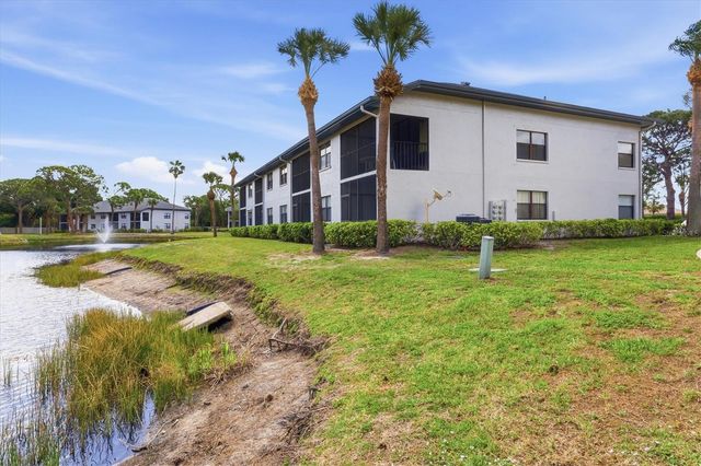 4430 47TH AVENUE W 202, Bradenton, FL 34210