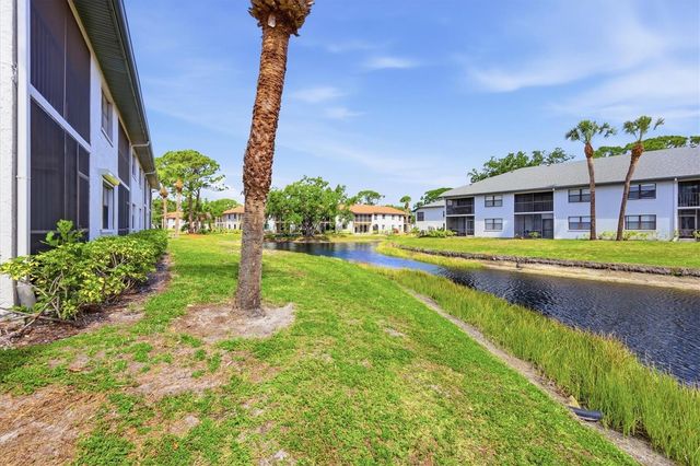 4430 47TH AVENUE W 202, Bradenton, FL 34210