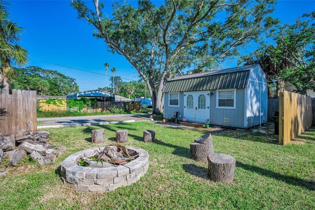 315 BATH STREET, Tarpon Springs, FL 34689