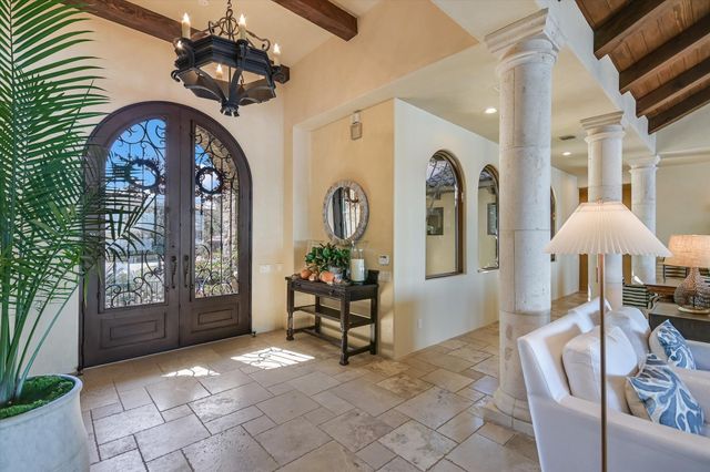 120 Applehead Island DR, Horseshoe Bay, TX 78657