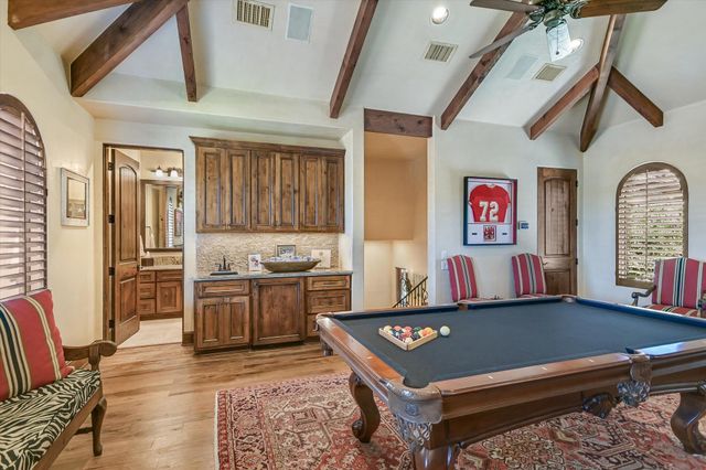 120 Applehead Island DR, Horseshoe Bay, TX 78657