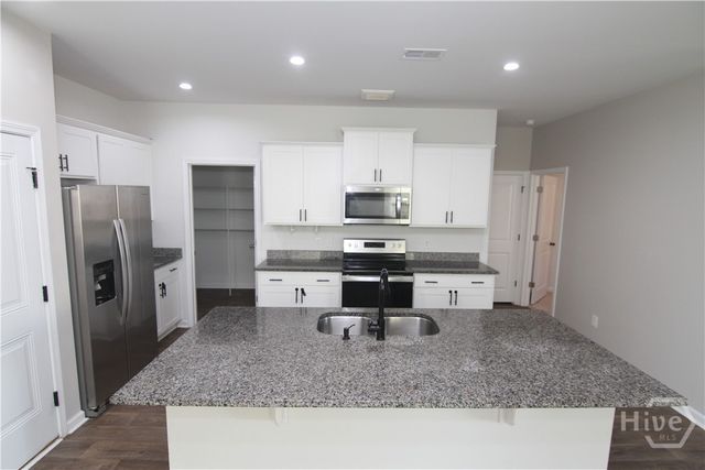 138 Troupe Drive Drive, Port Wentworth, GA 31407