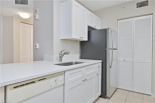 8920 Colonnades CT E 514, Bonita Springs, FL 34135