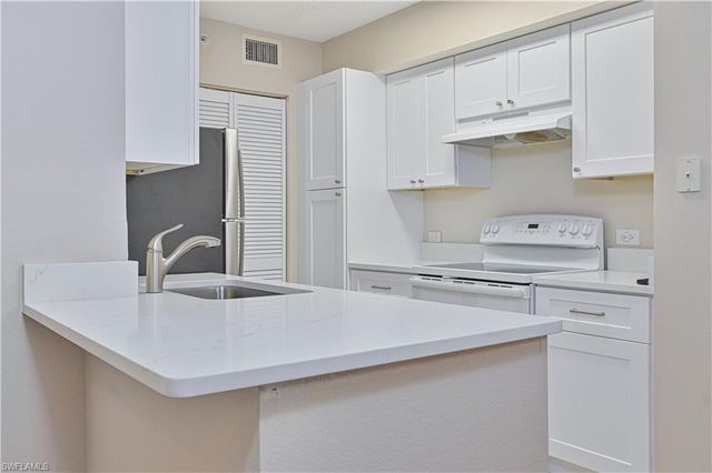 8920 Colonnades CT E 514, Bonita Springs, FL 34135