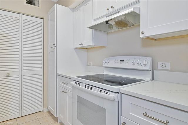 8920 Colonnades CT E 514, Bonita Springs, FL 34135