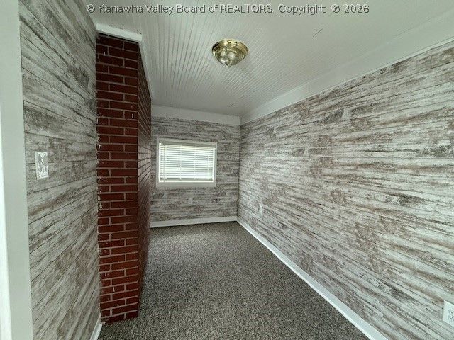 3910 Noyes Avenue, Charleston, WV 25304