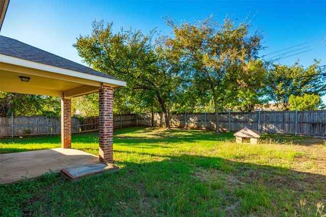 4721 Woodview Lane, Forest Hill, TX 76140