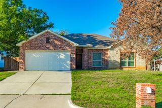4721 Woodview Lane, Forest Hill, TX 76140