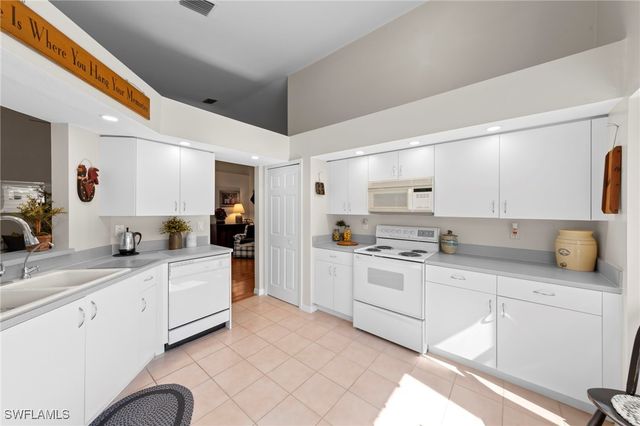 18040 Horseshoe Bay CIR, Fort Myers, FL 33967