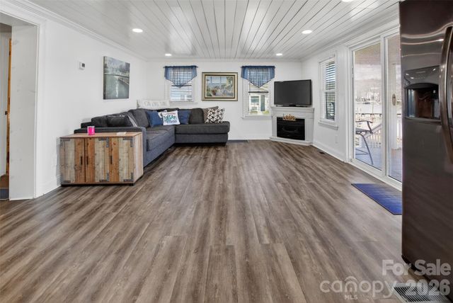 2466 Cottage Lane, Liberty Hill, SC 29074